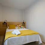 Living Las Canteras Homes - Marea Flats Aparthotel
