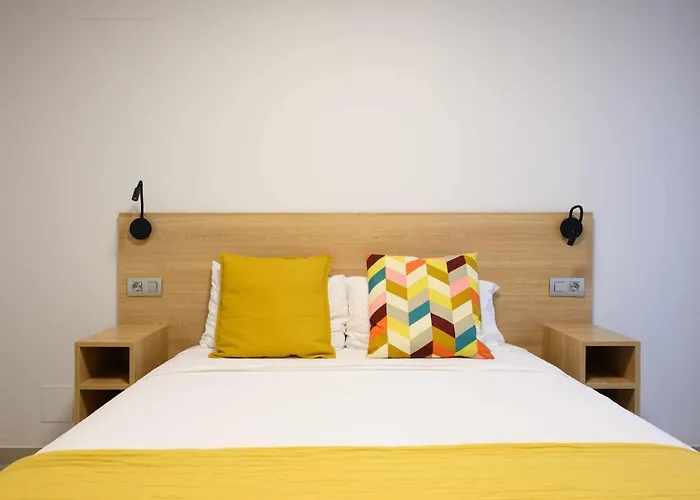 Апарт-готель Canteras Urban 3*