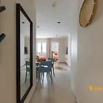 Ξενοδοχείο με διαμερίσματα Living Canteras Homes - Marea Flats 3*